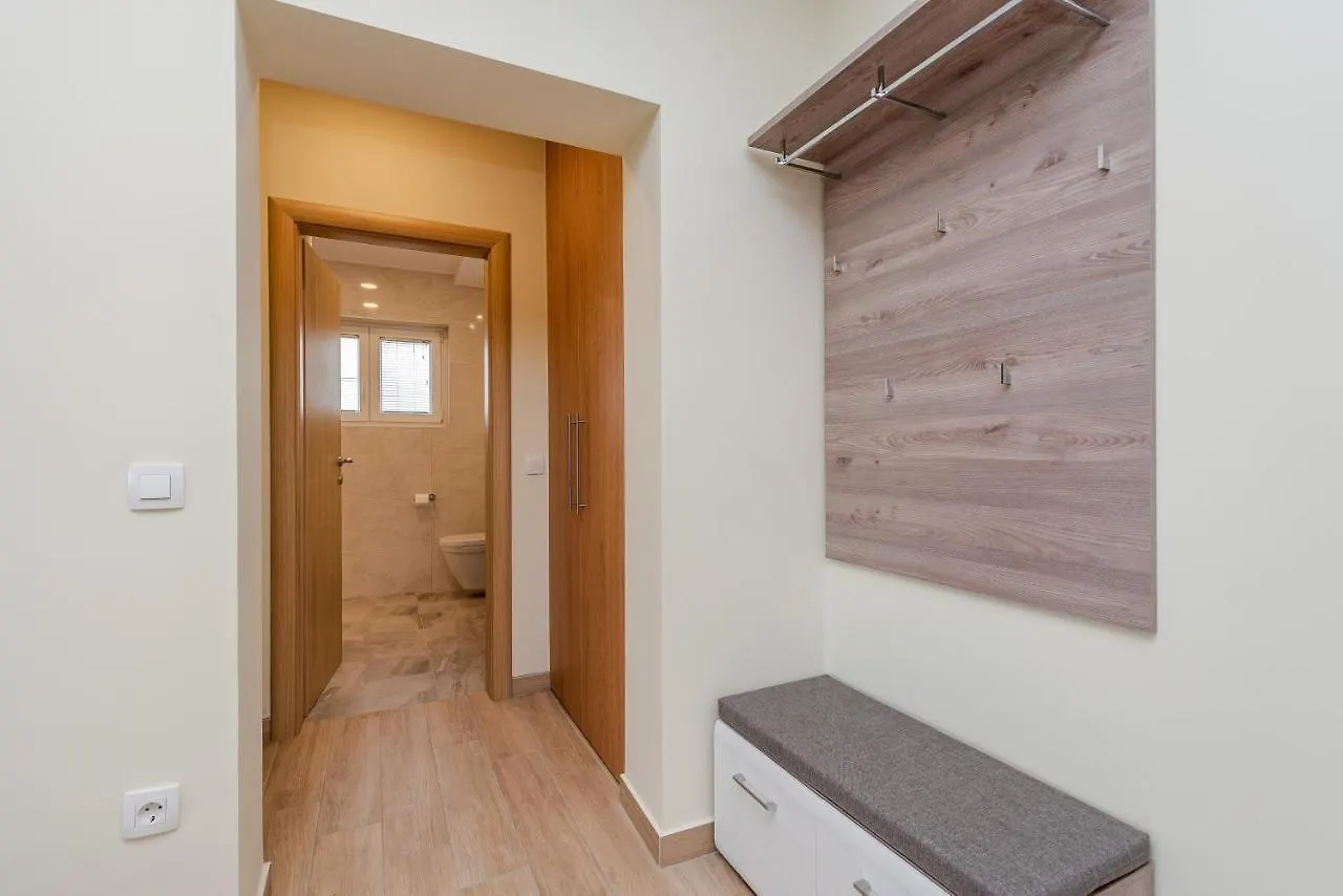 Apartments And Rooms With A Swimming Pool Sukosan, Zadar - 5906 كرواتيا