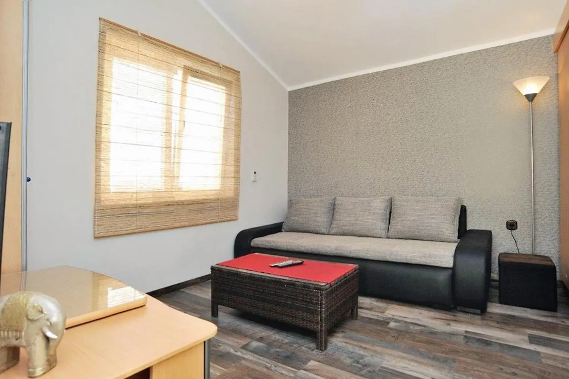 Apartments And Rooms With A Swimming Pool Sukosan, Zadar - 5906 بيت ضيافة