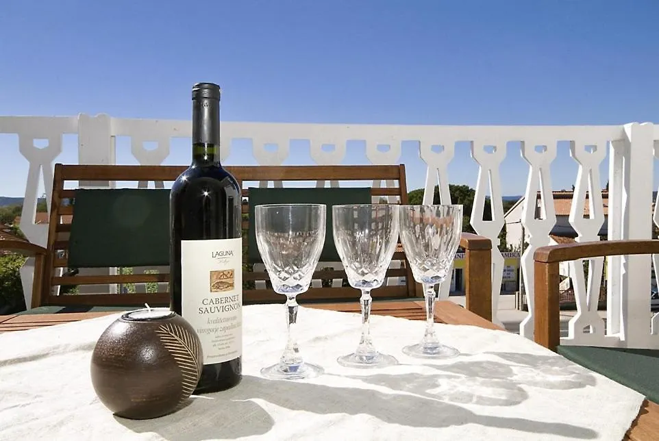 بيت ضيافة Apartments And Rooms With A Swimming Pool Sukosan, Zadar - 5906