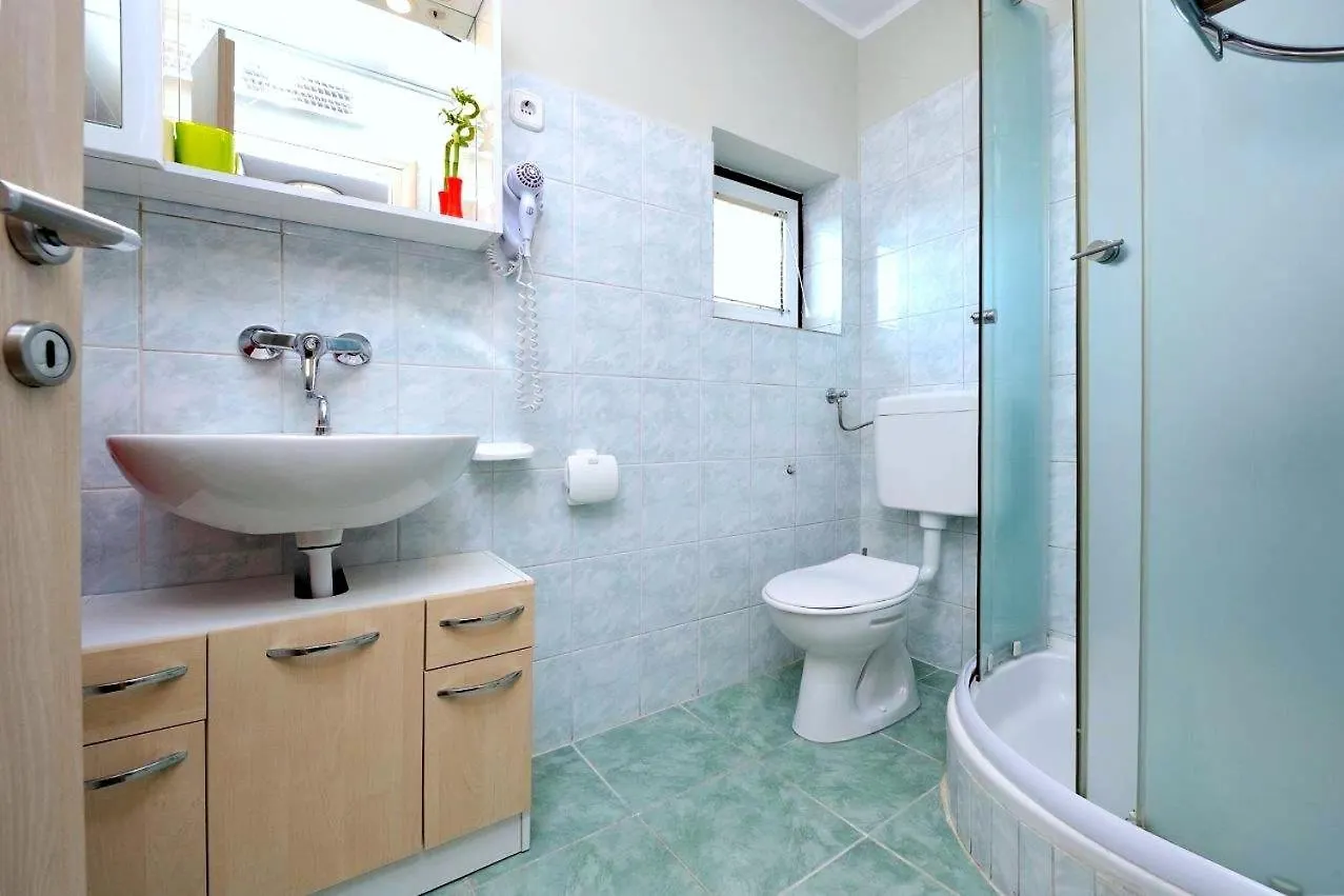 Apartments And Rooms With A Swimming Pool Sukosan, Zadar - 5906 3*,  كرواتيا